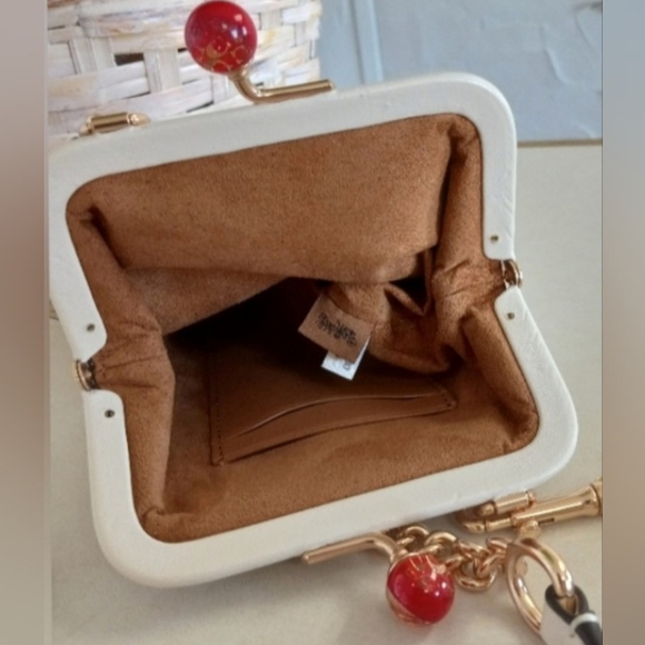 Coach Cherries Kisslock Frame Crossbody RARE!! - Picture 9 of 14